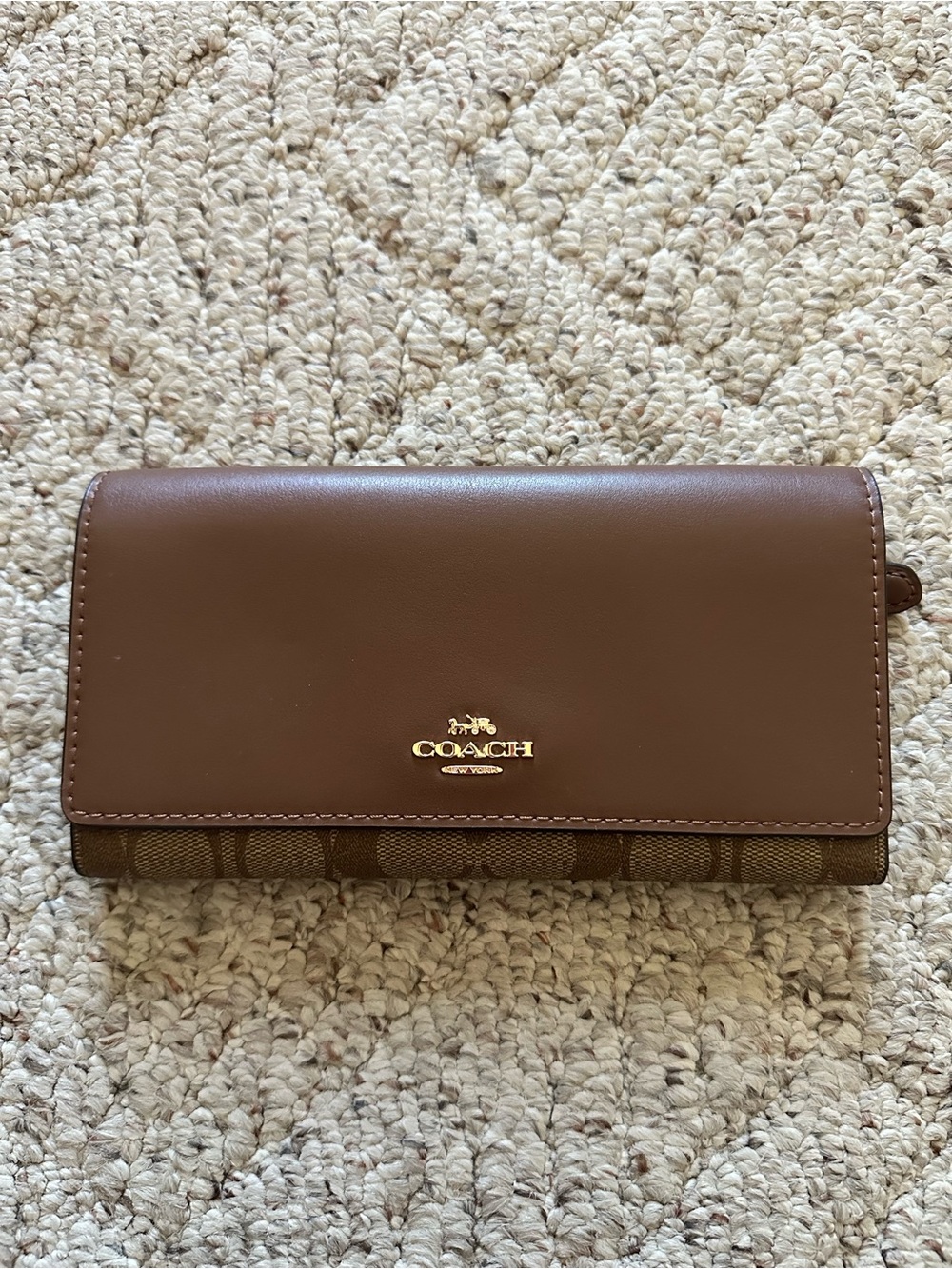 Coach Slim Trifold Wallet in Signature Canvas - Picture 1 of 10